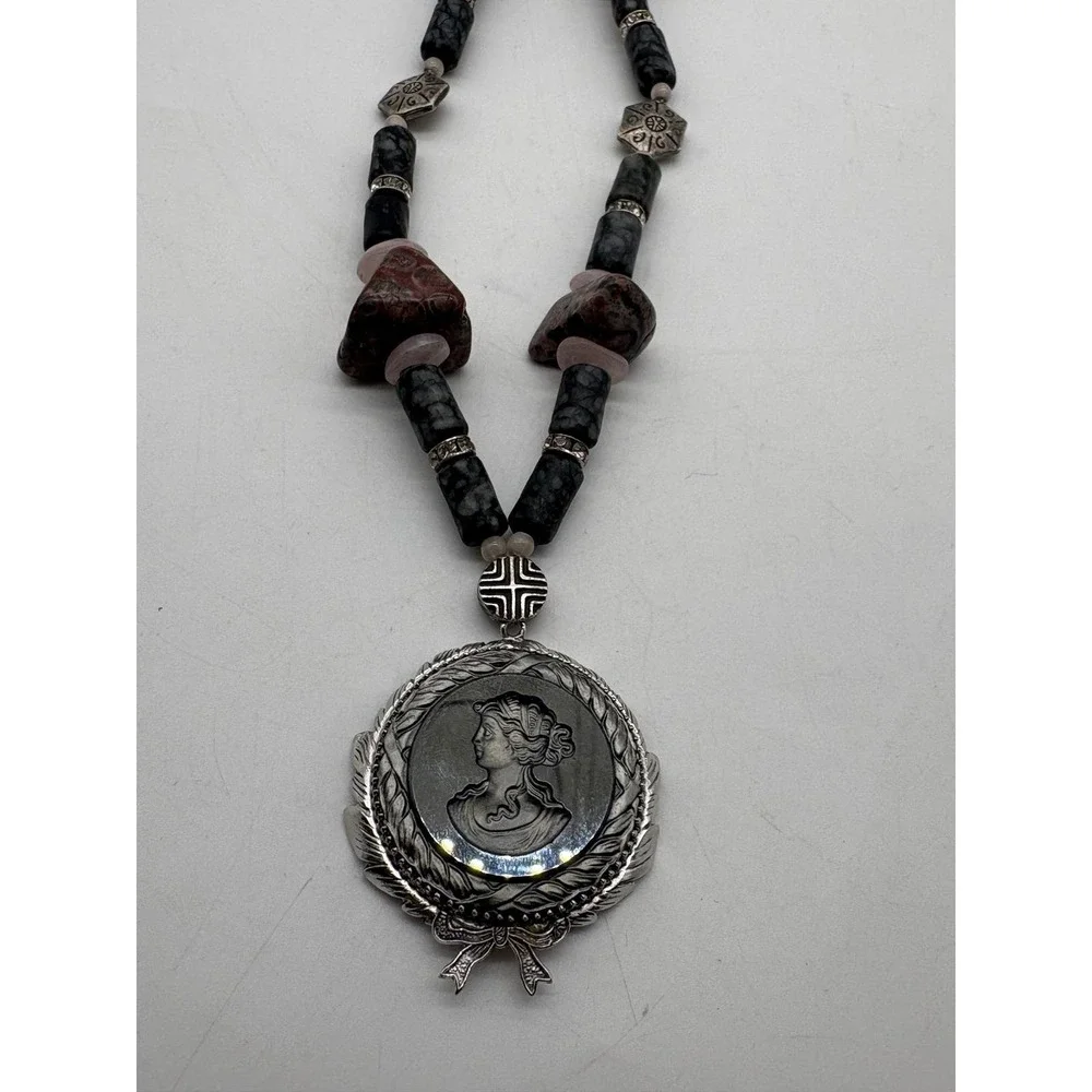 Vintage‎ Beaded Long Cameo Pendant Necklace Mixed Natural Stone Statement